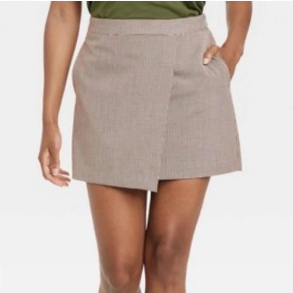 A New Day Brown Plaid Mini Skirt size 8